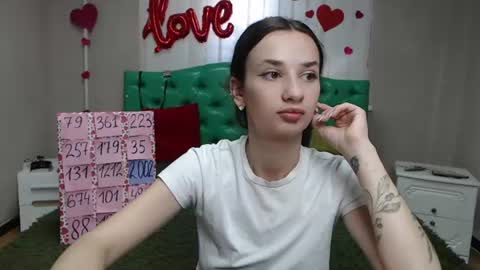Snapshot of jessicabreez chatting on 7, 7, 2026 JessicaBreez online show from 7, 7, 2026