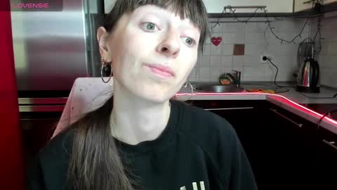 jessicaforris online show from 1, 2, 2025