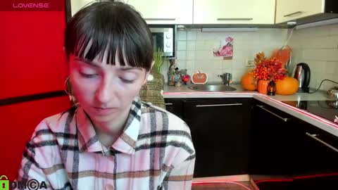 jessicaforris online show from 21, 10, 2025