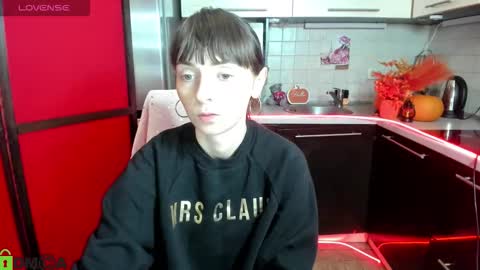 jessicaforris online show from 1, 12, 2025