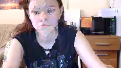 Snapshot of jessicaholland1 chatting on 17, 6, 2026 jessicaholland1 online show from 17, 6, 2026
