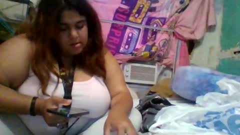 Snapshot of jessicarabbits4 chatting on 27, 5, 2026 dovedianna online show from 27, 5, 2026