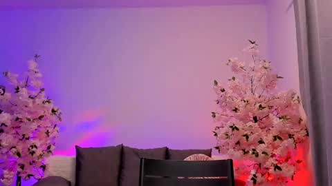 Gloria   online show from 20, 1, 2025