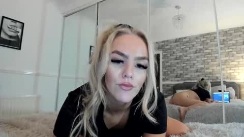 jessiebella0210_ online show from 2, 2, 2026