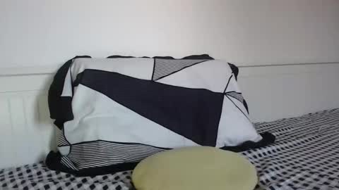 jessieryan online show from 10, 4, 2026