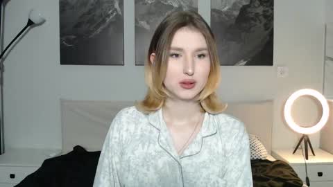 Snapshot of jessstonem chatting on 26, 11, 2025 jessstonem online show from 26, 11, 2025