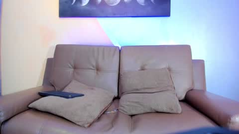 Jessy Mateus online show from 18, 12, 2024