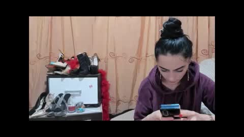 Jessylonghair online show from 8, 6, 2026