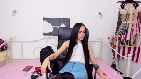 Jessy online show from 6, 2, 2025