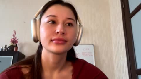 Lynn online show from 16, 10, 2025