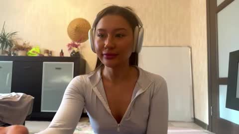 Lynn online show from 2, 11, 2025