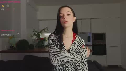 Snapshot of jettablock chatting on 9, 3, 2025 Hi all. My name is Naomi and Im glad to see you in my room online show from 9, 3, 2025