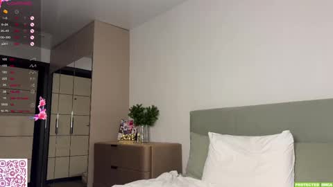 Mona online show from 22, 2, 2025