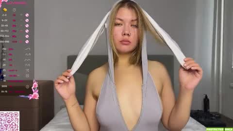 Mona online show from 20, 9, 2025