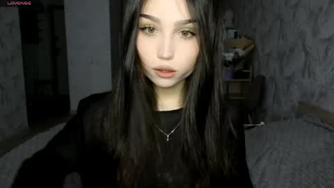 I am Gina ntmu Lets hit 10 Thumbs Up together online show from 21, 5, 2026