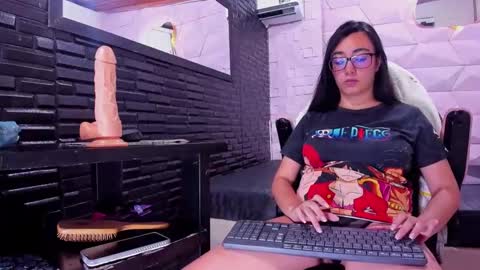 Queen online show from 8, 3, 2025