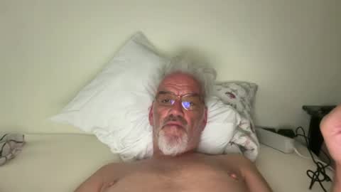 Snapshot of jewlronny chatting on 25, 6, 2026 jewlronny online show from 25, 6, 2026