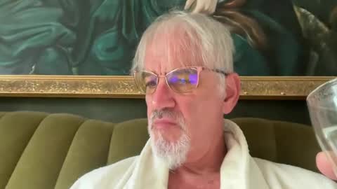 Snapshot of jewlronny chatting on 5, 7, 2026 jewlronny online show from 5, 7, 2026