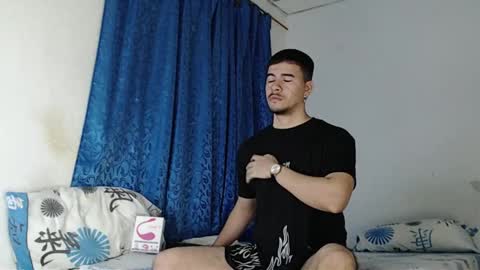 Snapshot of jeycob_happy97 chatting on 31, 1, 2025 Juan David online show from 31, 1, 2025