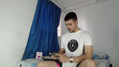 Snapshot of jeycob_happy97 chatting on 3, 10, 2025 Juan David online show from 3, 10, 2025