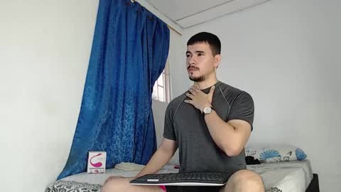 Snapshot of jeycob_happy97 chatting on 22, 10, 2025 Juan David online show from 22, 10, 2025