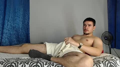 Snapshot of jeycob_happy97 chatting on 18, 4, 2026 Juan David online show from 18, 4, 2026