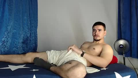 Snapshot of jeycob_happy97 chatting on 6, 5, 2026 Juan David online show from 6, 5, 2026