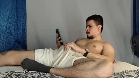 Snapshot of jeycob_happy97 chatting on 18, 5, 2026 Juan David online show from 18, 5, 2026