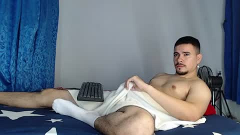 Snapshot of jeycob_happy97 chatting on 23, 6, 2026 Juan David online show from 23, 6, 2026
