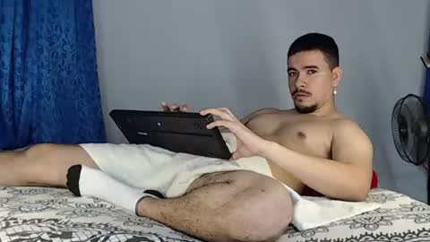 Snapshot of jeycob_happy97 chatting on 13, 7, 2026 Juan David online show from 13, 7, 2026