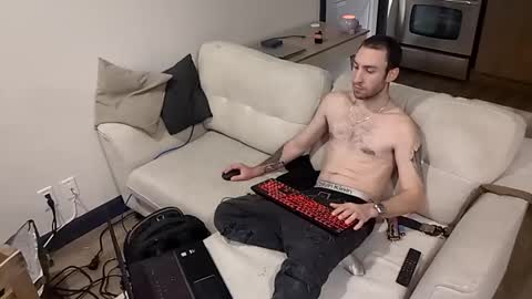 Snapshot of jf12334 chatting on 12, 11, 2025 NedeledeN online show from 12, 11, 2025