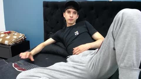 Jheampiero online show from 5, 11, 2025