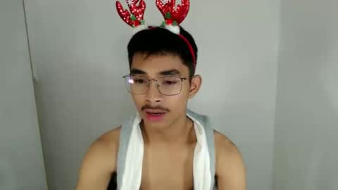 Snapshot of jhnxxnaughty_ chatting on 22, 12, 2025 Johnny online show from 22, 12, 2025