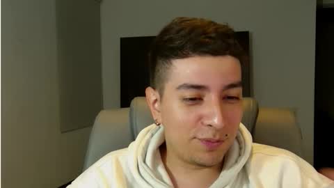 Jhoan Saenz online show from 6, 10, 2025