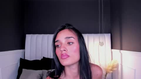Jhoana  online show from 18, 1, 2025