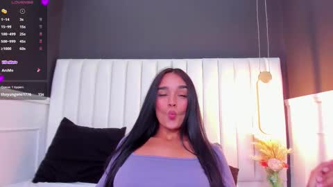 Jhoana  online show from 6, 10, 2025