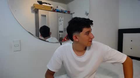 Jhon and nicolle online show from 4, 12, 2025