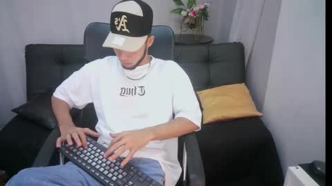jhon_malo online show from 2, 2, 2025