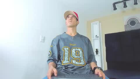 Jhon online show from 4, 1, 2025