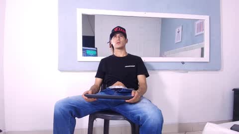 Jhon online show from 8, 2, 2025