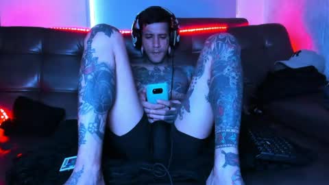 Snapshot of jhonny_ackerman chatting on 4, 6, 2026 jhonny_ackerman online show from 4, 6, 2026