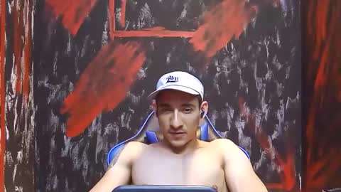 jhonny_thes28 online show from 10, 4, 2026