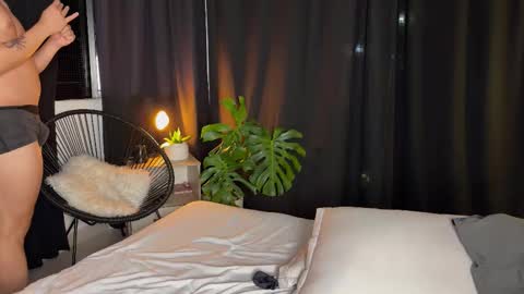 Jhonny  online show from 7, 3, 2026