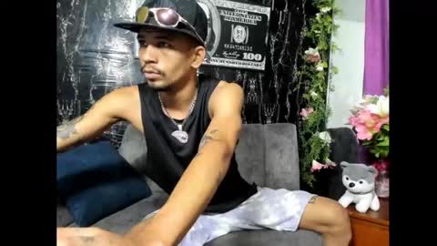 Snapshot of jhonson821 chatting on 18, 11, 2025 jhonson821 online show from 18, 11, 2025