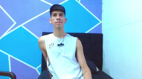 Snapshot of jhony_sex3 chatting on 6, 12, 2024 jhony_sex3 online show from 6, 12, 2024