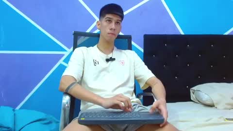 Snapshot of jhony_sex3 chatting on 3, 2, 2025 jhony_sex3 online show from 3, 2, 2025