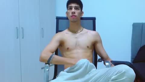 Snapshot of jhony_sex3 chatting on 11, 9, 2025 jhony_sex3 online show from 11, 9, 2025