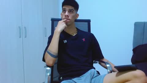 Snapshot of jhony_sex3 chatting on 20, 9, 2025 jhony_sex3 online show from 20, 9, 2025