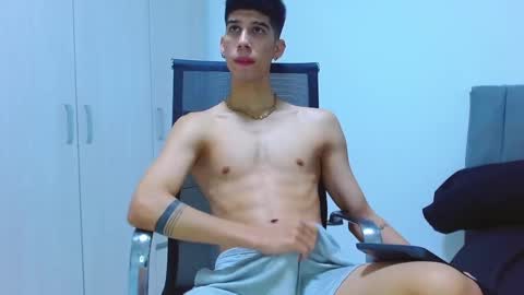 Snapshot of jhony_sex3 chatting on 26, 9, 2025 jhony_sex3 online show from 26, 9, 2025