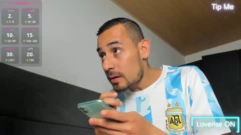 Jhony Alzate online show from 19, 7, 2026